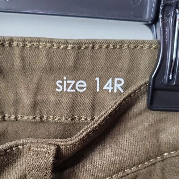 New Directions Olive Green Womens Pants Size 14P Button Detail Ankle Hem Casual - Picture 11 of 15